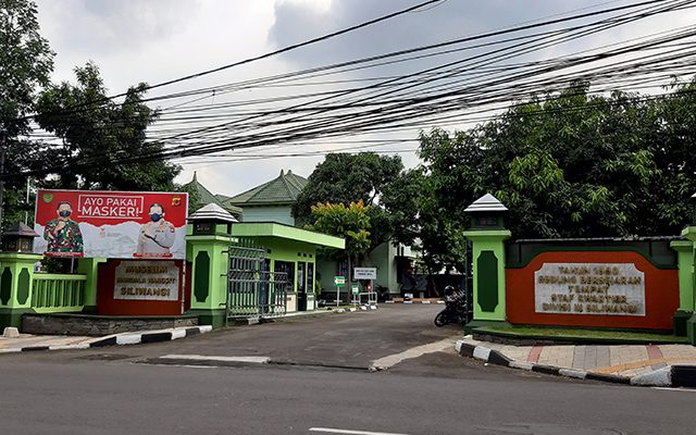 Jalan Lembong