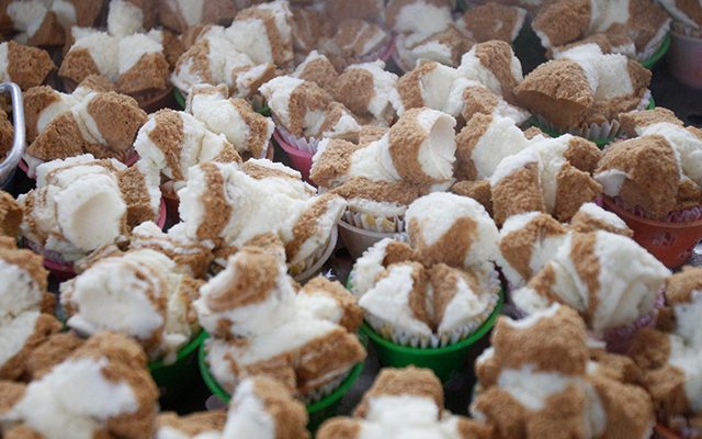 bolu kukus