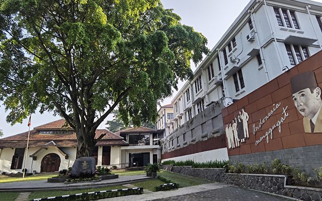 Jejak Sukarno Gedung Indonesia Menggugat