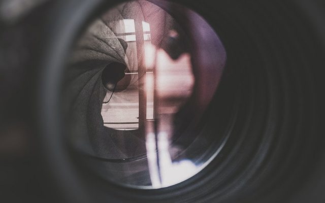 panning fotografi mode prioritase